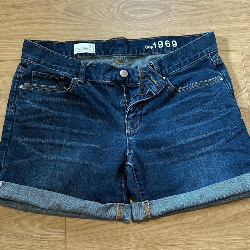 GAP Women's Deep Indigo Jean Shorts